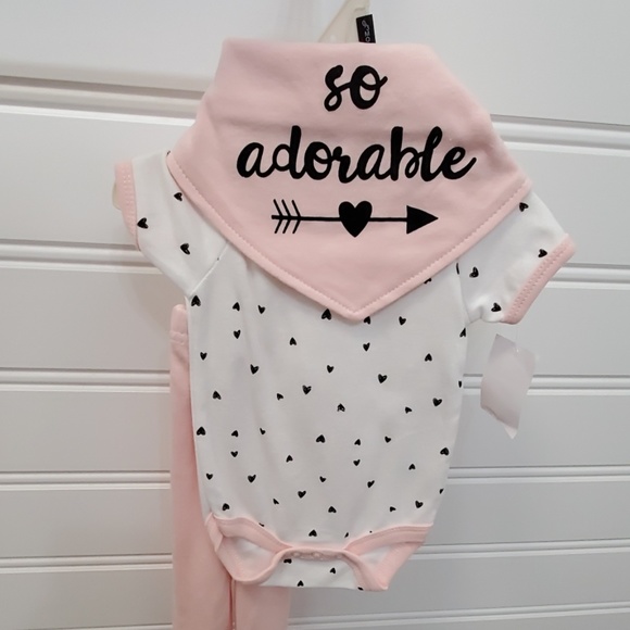 Baby clothes - Picture 2 of 4